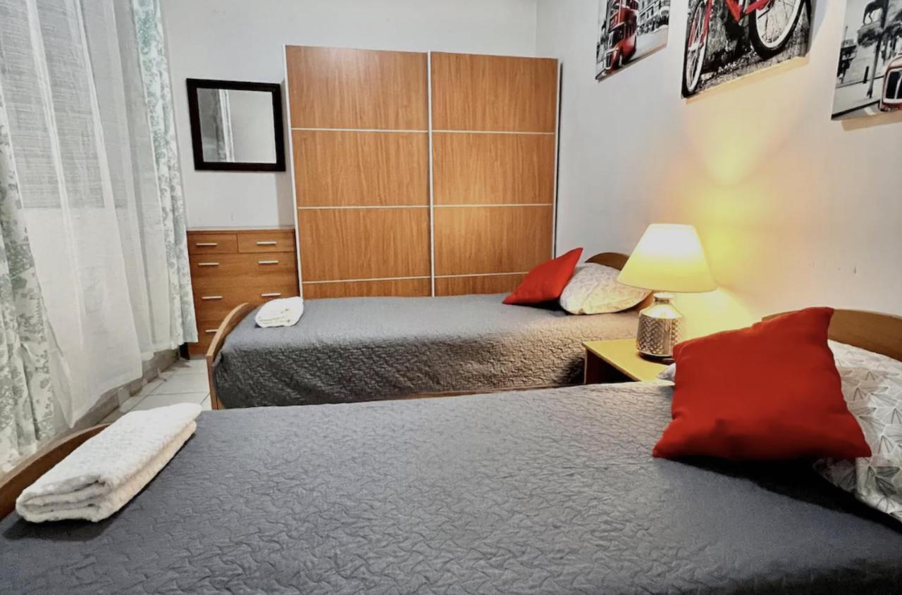 F2 2 Lovely Room, Living And Bathroom Shared , St Julians * Saint Julian's