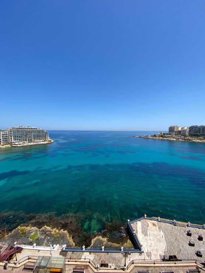 F2 2 Lovely Room, Living And Bathroom Shared , St Julians Saint Julian's